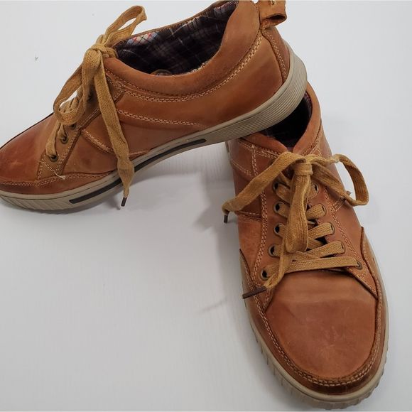 Sold! Steve Madden Paxxtin Leather Sneakers - Picture 5 of 8